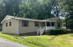 1675 YELLOW JACKET Rd, Townley, AL 35587