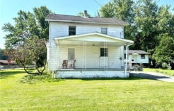 722 Arlington Boulevard, Newton Falls, OH 44444