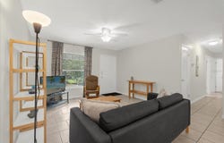 123 N CLAYTON STREET, MOUNT DORA, FL 32757