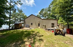 107 River Shore Rd, Fulton, MS 38843