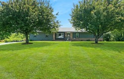 7419 Grayson Drive, Springfield, OH 45502