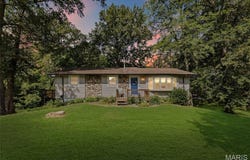 1716 Fountainbleu Drive, Worden, IL 62097