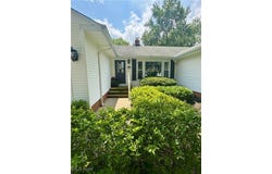 5126 Longton Road, Lyndhurst, OH 44124