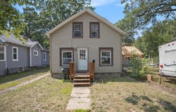 1613 Manz Street, Muskegon, MI 49442