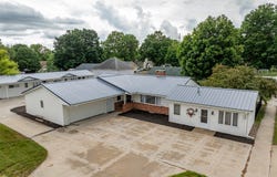 715 N John Wayne Drive, Winterset, IA 50273