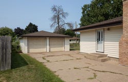6231 Quail Avenue N, Brooklyn Center, MN 55429