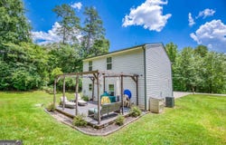 225 Blueberry Hills, Athens, GA 30601