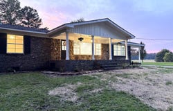 8160 MILL CREEK Rd, Dora, AL 35062