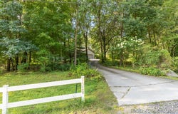 9520 Hidden Bluff Drive NE, Rockford, MI 49341