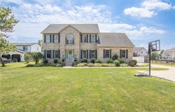 5136 Center Road, Brunswick, OH 44212