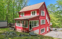1149 Kensington Drive, East Stroudsburg, PA 18301