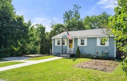24 Springwell Rd, Billerica, MA 01821