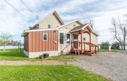 45586 Lois Lane, Wellesley Island, NY 13640