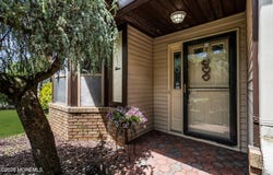 4 Hampton Drive, Marlboro, NJ 07746
