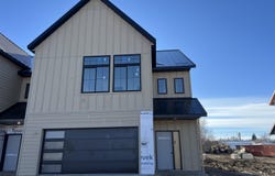 15 E Duke St., Vermillion, SD 57069