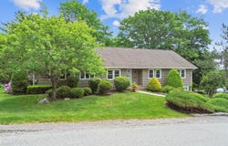 24 High Street, Hallowell, ME 04347
