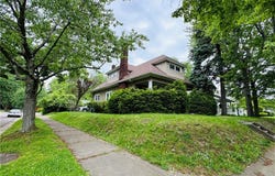 814 Sarcee Avenue, Akron, OH 44305
