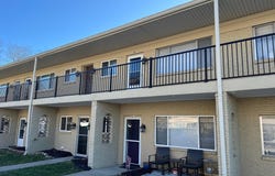 312 Casa Bella Ct, Louisville, KY 40220