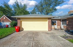 24335 Rosebud Avenue, Eastpointe, MI 48021