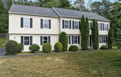12 Stanwood Road, Salem, NH 03079