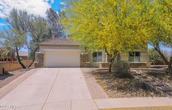 169 W Camino Rancho Cielo, Sahuarita, AZ 85629