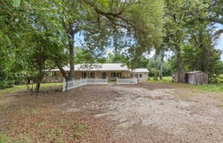 5688 Highway 90, Marianna, FL 32446