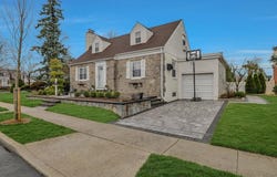 77 Primrose Drive, New Hyde Park, NY 11040