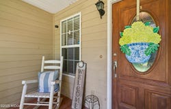 151 Oakview Circle, Gray, GA 31032