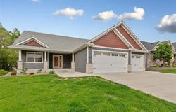 1939 Legacy Drive, Faribault, MN 55021