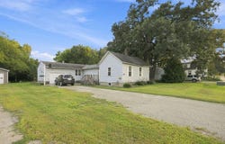 417 7th Avenue NW, Waseca, MN 56093