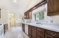 18485 Wooded Way, South Bend, IN 46637-4383