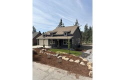 1094 Timber Ridge Loop, Klamath Falls, OR 97603
