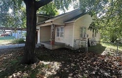 303 S B, Davis, OK 73030