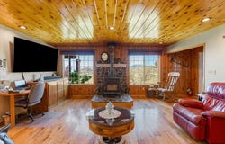 11725 York Rd, Montague, CA 96064