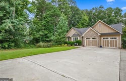 561 Holland, Dallas, GA 30157