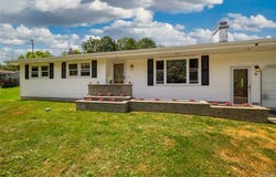9 County Route 31, Minetto, NY 13126