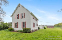 49 E 112th Street, Grant, MI 49327