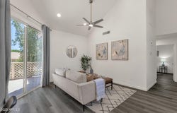 1633 E LAKESIDE Drive, Gilbert, AZ 85234