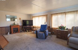 1225 W 10TH AVE, Junction City, OR 97448