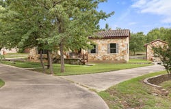 411 Kaanapali LN, Bastrop, TX 78602