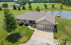 495 S Griffith Creek Road, Mechanicsburg, IL 62545