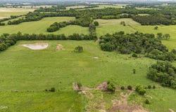 376 W State Highway Dd, Lamar, MO 64759