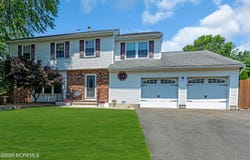 627 Meadow Run, Brick, NJ 08724