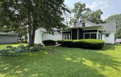 1282 SHEBOYGAN Street, OSHKOSH, WI 54904