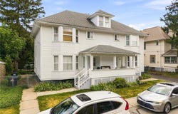 1415 Clifton Place, Lakewood, OH 44107