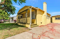 528 LA PRENDA DRIVE, Oakland, CA 94603
