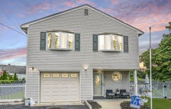 557 Howard Ave, Middlesex Boro, NJ 08846-2417
