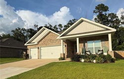 2326 Marigold Loop E, Semmes, AL 36575