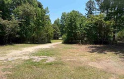 6739 E National Cemetery Rd, Florence, SC 29506-5728