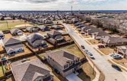 317 Countryside Drive, Aubrey, TX 76227